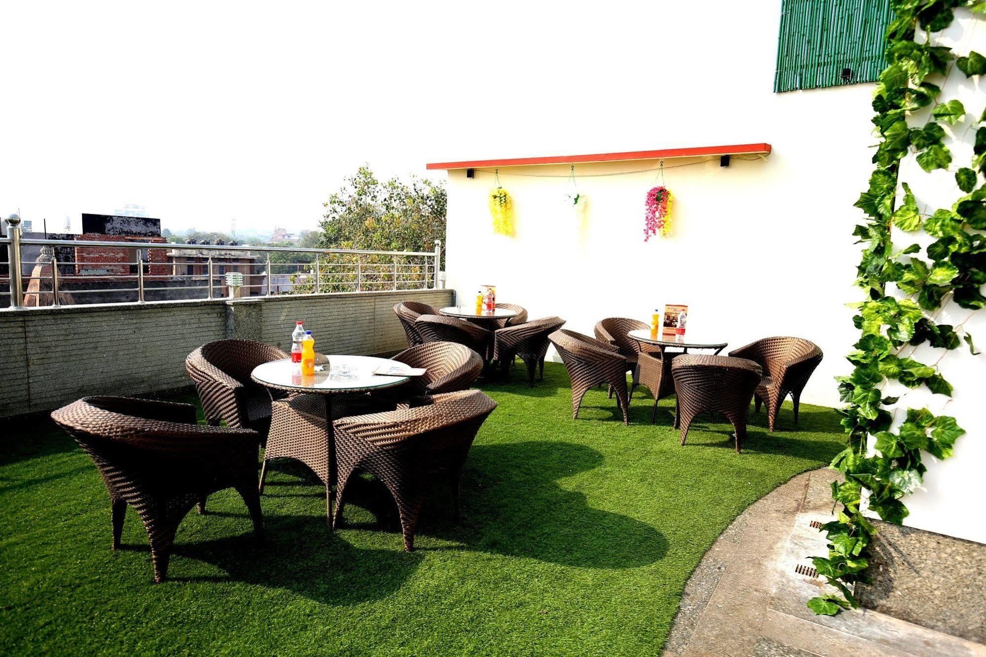 Villa New Delhi Exterior photo